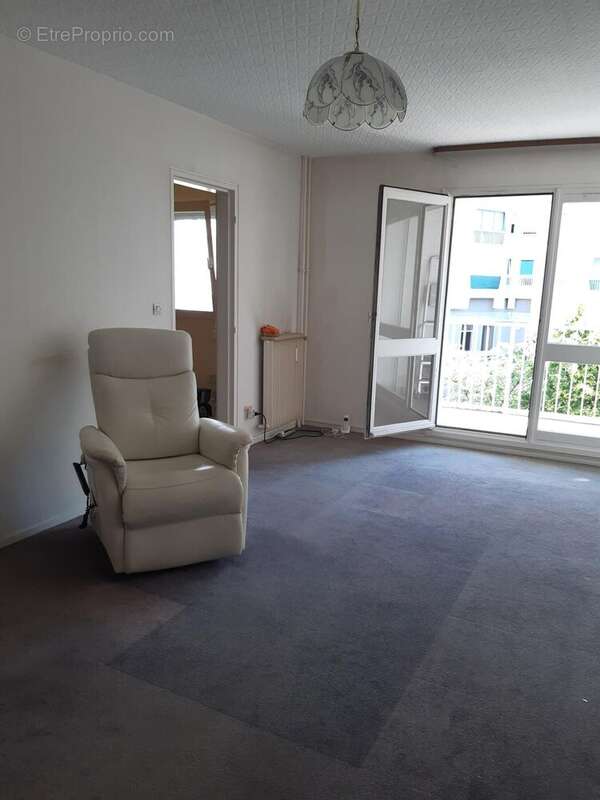 Appartement 85 m² à Vandoeuvre-Les-Nancy  - photo 2