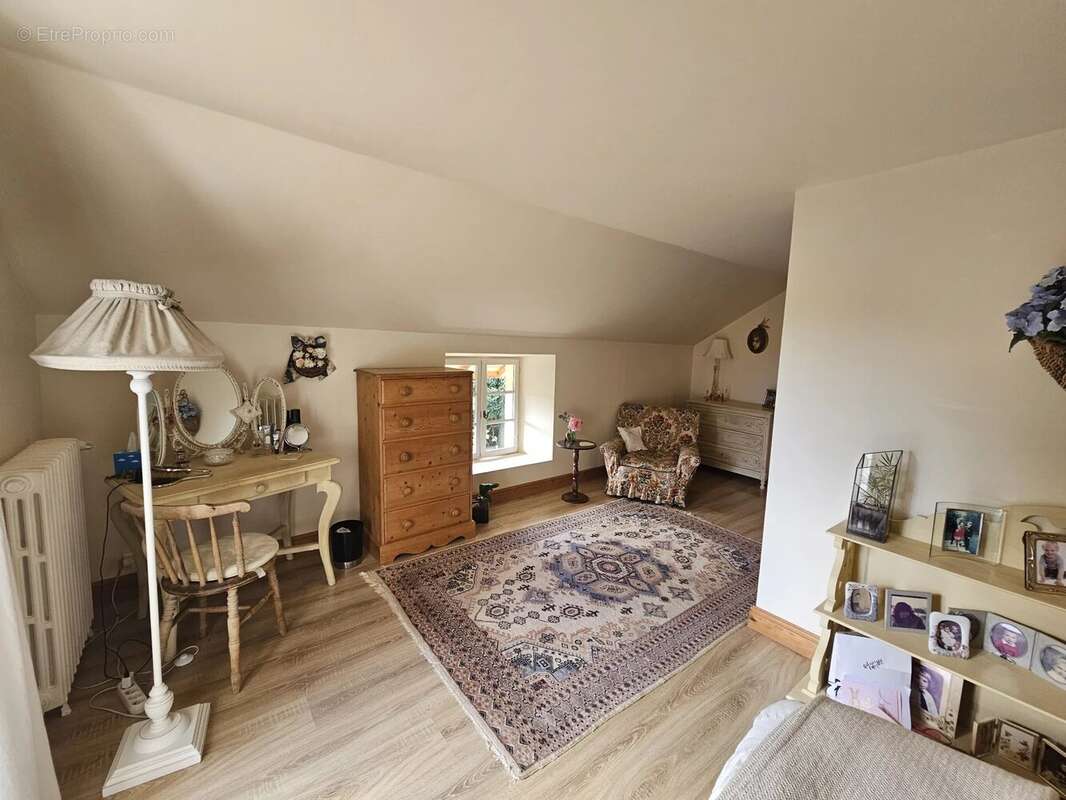 Maison à LABATUT-RIVIERE