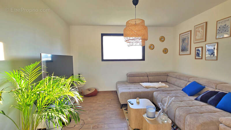 Maison à ORADOUR-SUR-GLANE