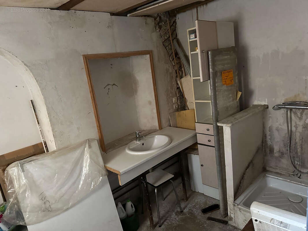 Maison à SAINT-MAURICE-NAVACELLES