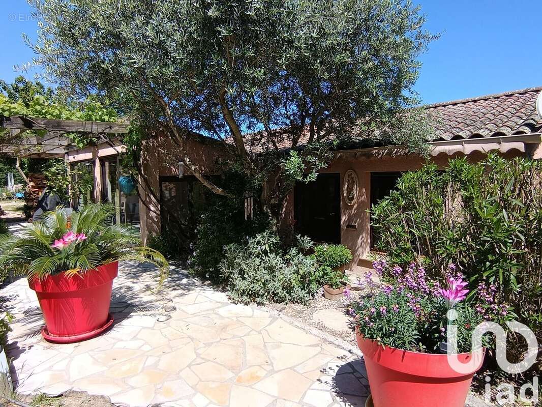 Photo 2 - Maison à CHAMBONAS