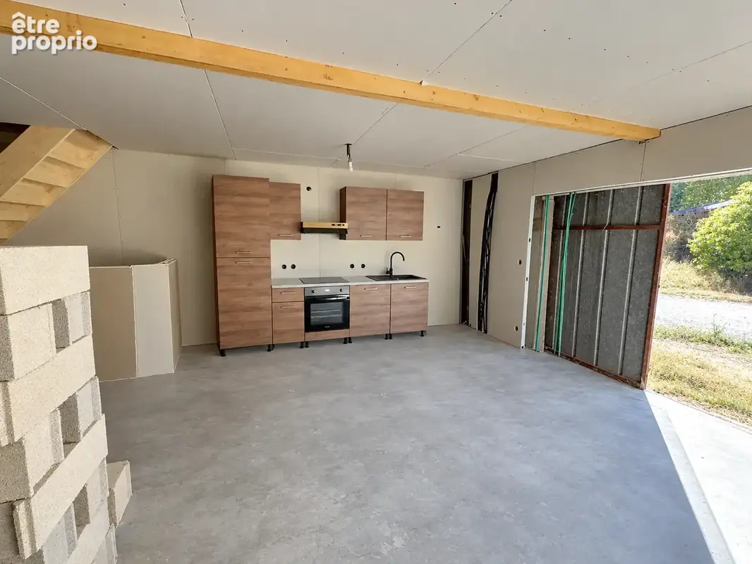 Maison 110 M2 à finir de rénover à Lescout - photo 11