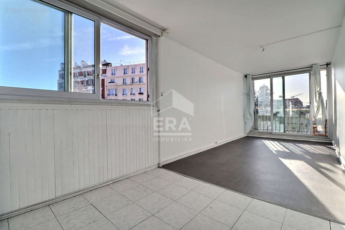 Appartement à AUBERVILLIERS