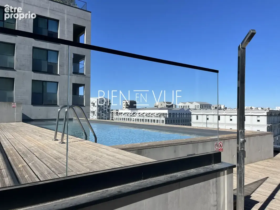 Appartement coup de cœur : T2 vue bassin à flot avec piscine + parking - photo 5