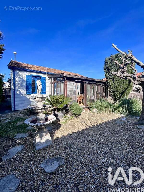 Photo 2 - Maison à FLEURY