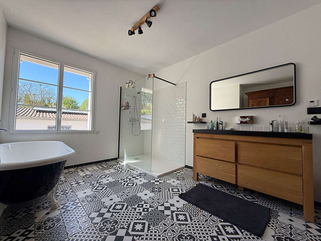 Maison à CHAMBRAY-LES-TOURS