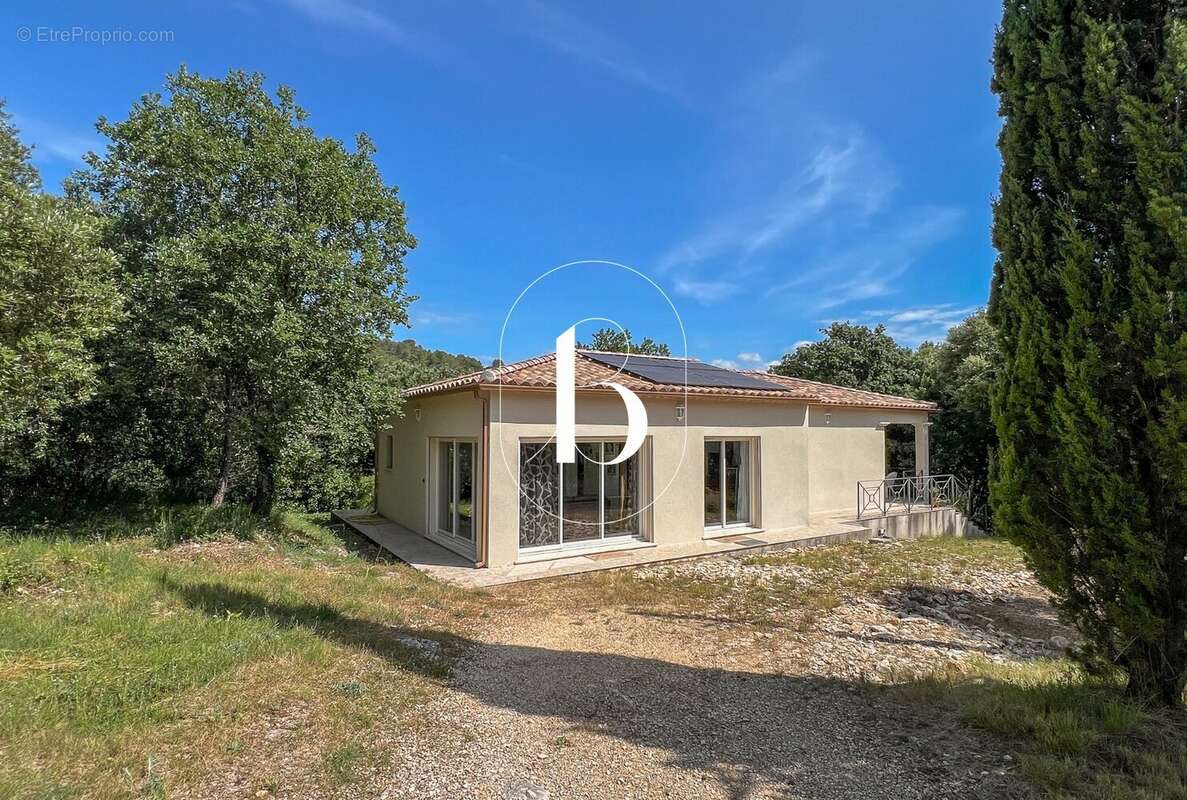 Maison à GOUDARGUES