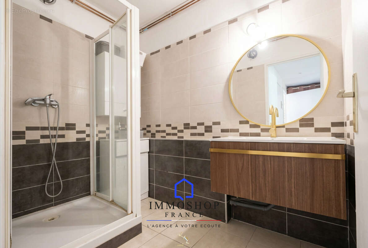 Appartement à MARSEILLE-11E
