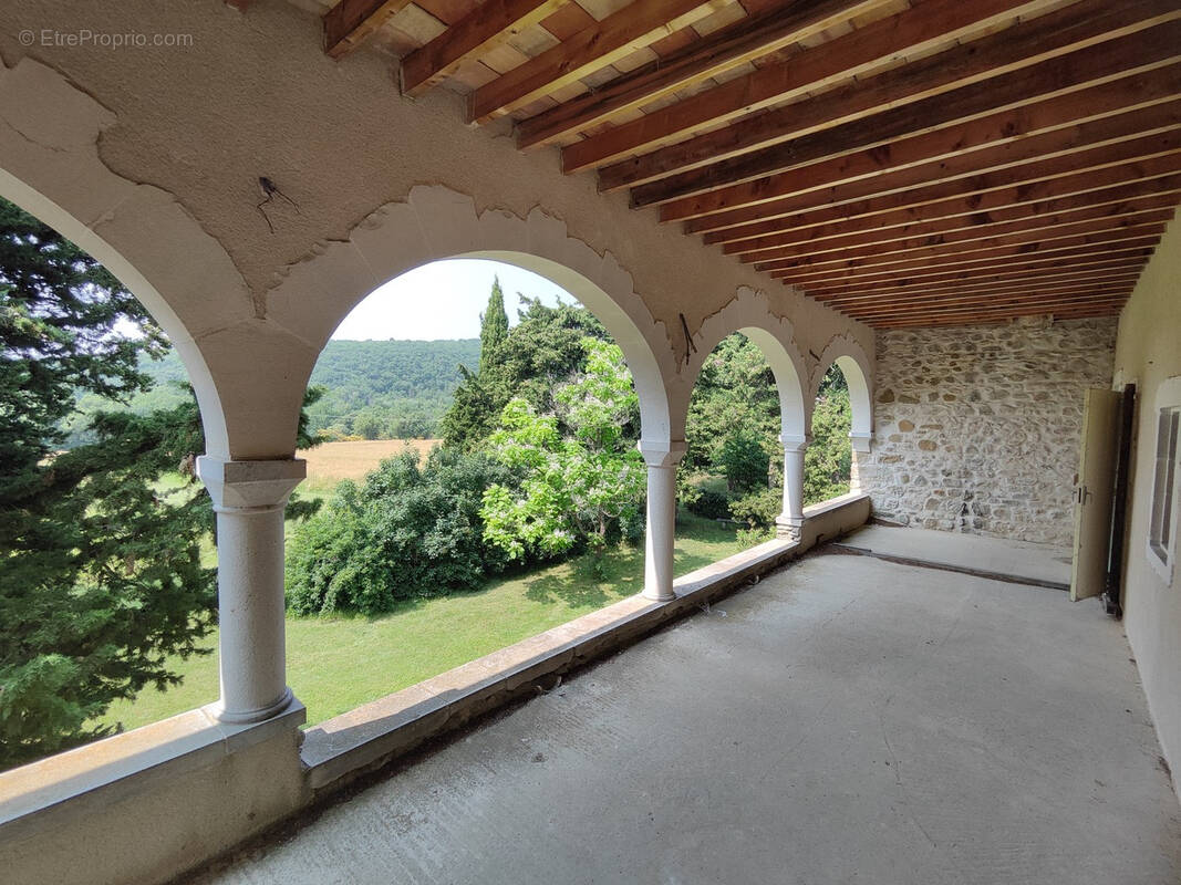 Maison à PONT-DE-BARRET