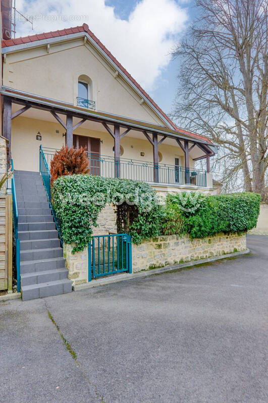 Appartement à VERNOUILLET