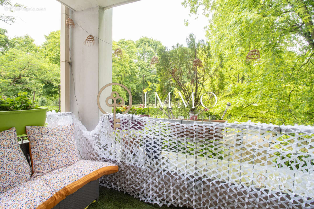 Appartement à L&#039;HAY-LES-ROSES