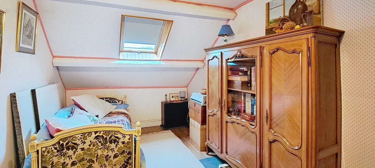 Maison à CERNY