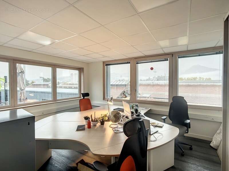 Commerce à CHAMBERY