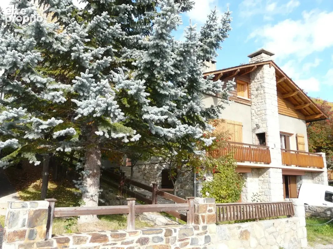 FONT-ROMEU - A vendre chalet accolé avec jardin et garage - photo 1