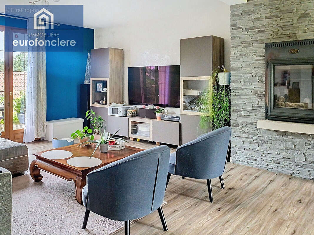 Maison à SAINT-PHAL