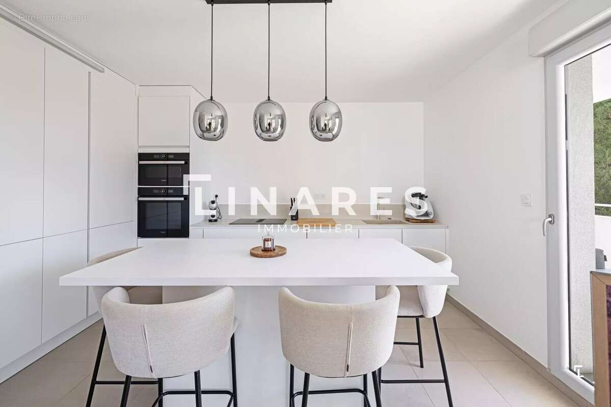 Appartement à MARSEILLE-9E