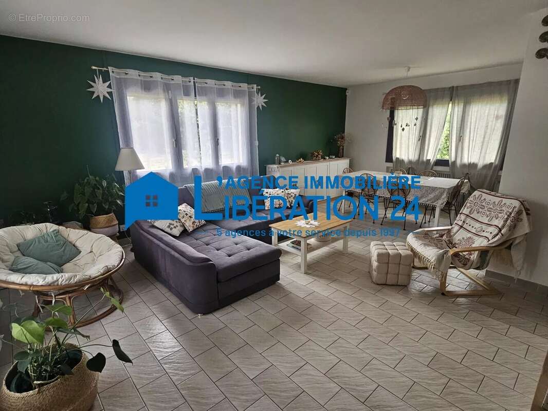 Villa Ste Marie 5 chambres et sous-sol - photo 7