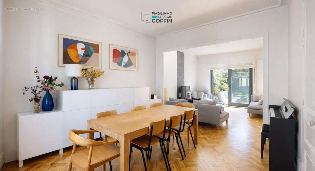 Maison à VILLEURBANNE