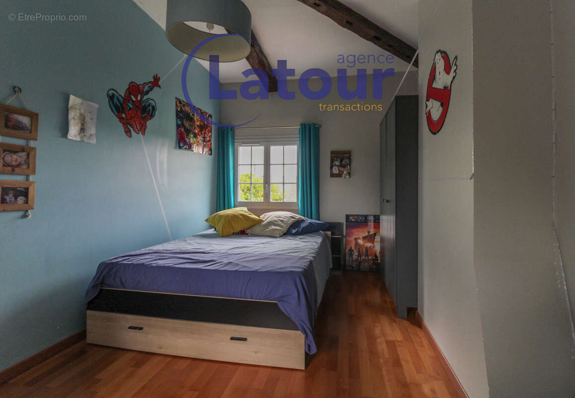 Maison à MEZIERES-EN-DROUAIS