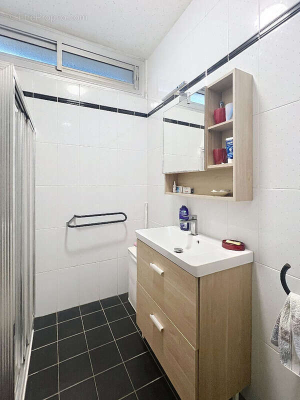 Maison à LE VIVIER-SUR-MER