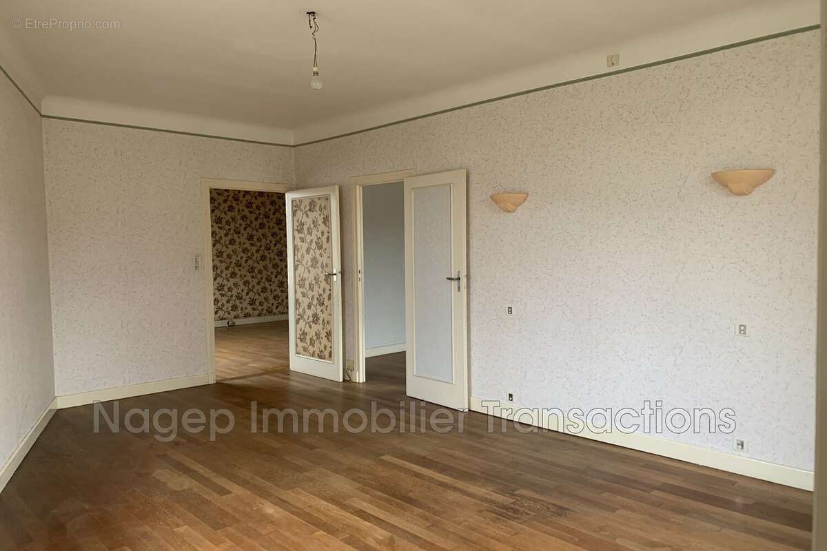 Maison à SERVANT