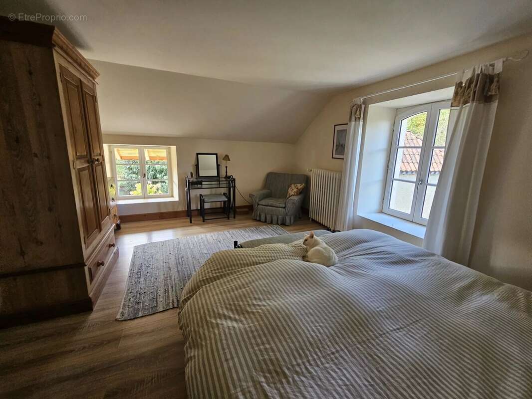 Maison à LABATUT-RIVIERE