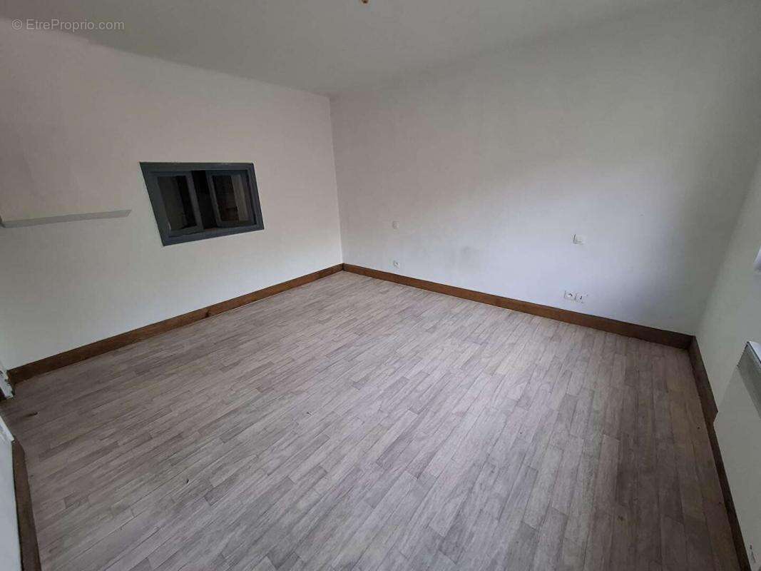 Maison à L&#039;AIGLE