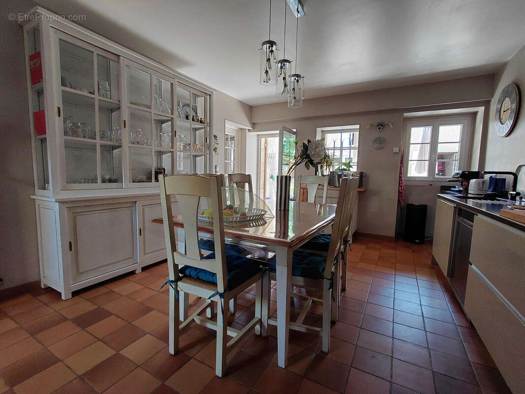 Proche du Château, Maison en pierre à Château l'Evêque - photo 15