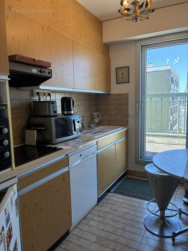 Appartement à PARIS-15E