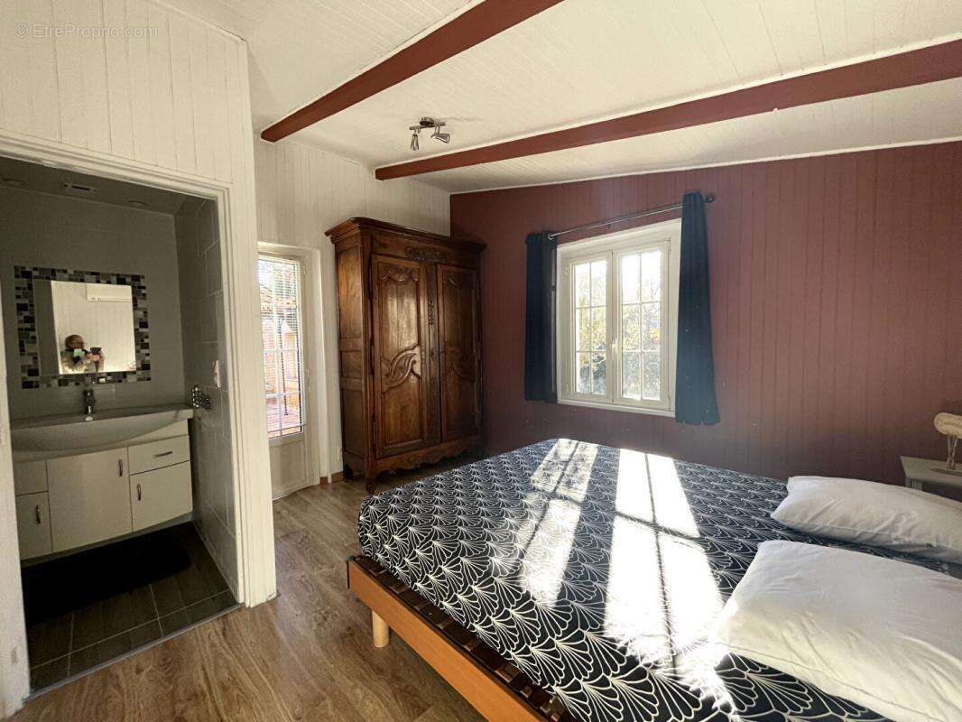 Maison à SAINT-SATURNIN-LES-APT