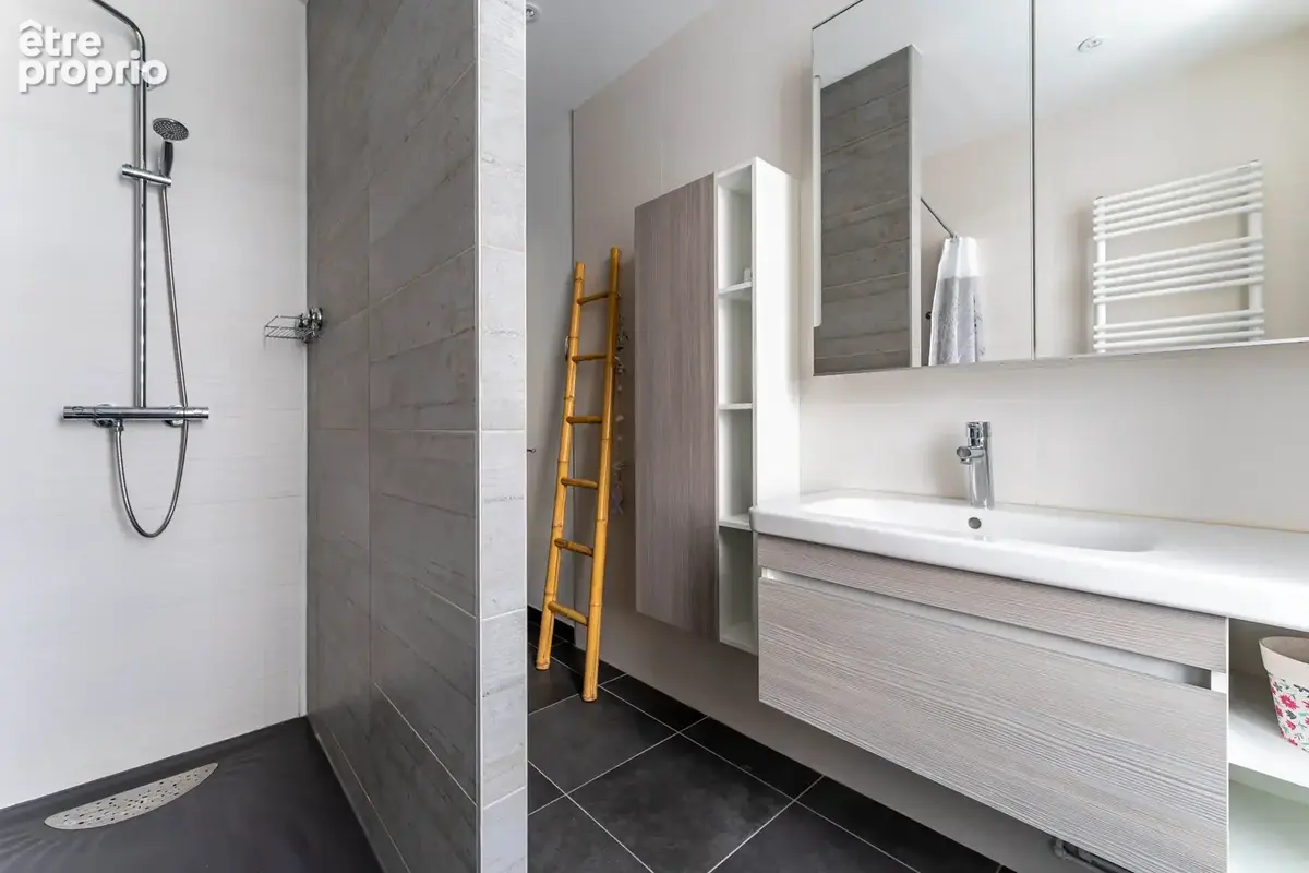 Maison de ville 10 pièces 320 m2 implantée sur sa parcelle de 494 m2 - photo 11