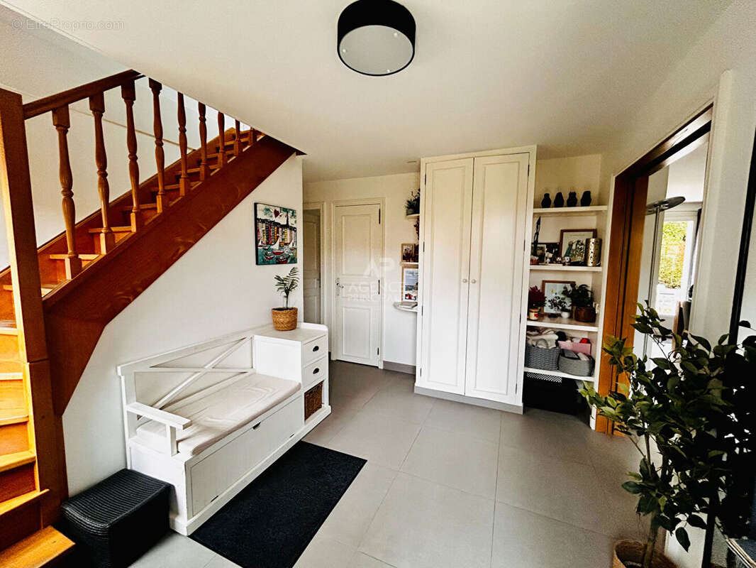 Maison à VERNOUILLET