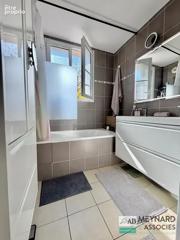 A vendre MAGNY LE HONGRE secteur recherché , maison de 133.06 M2 sur terrain 182 M2 - photo 13