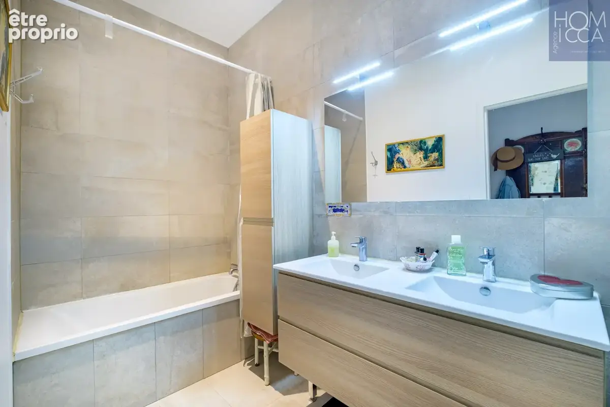 Lyon 7 saxe gambetta bel immeuble ancien appartement type 4 de 109m2 3 chambres en etage avec ascenseur - photo 10