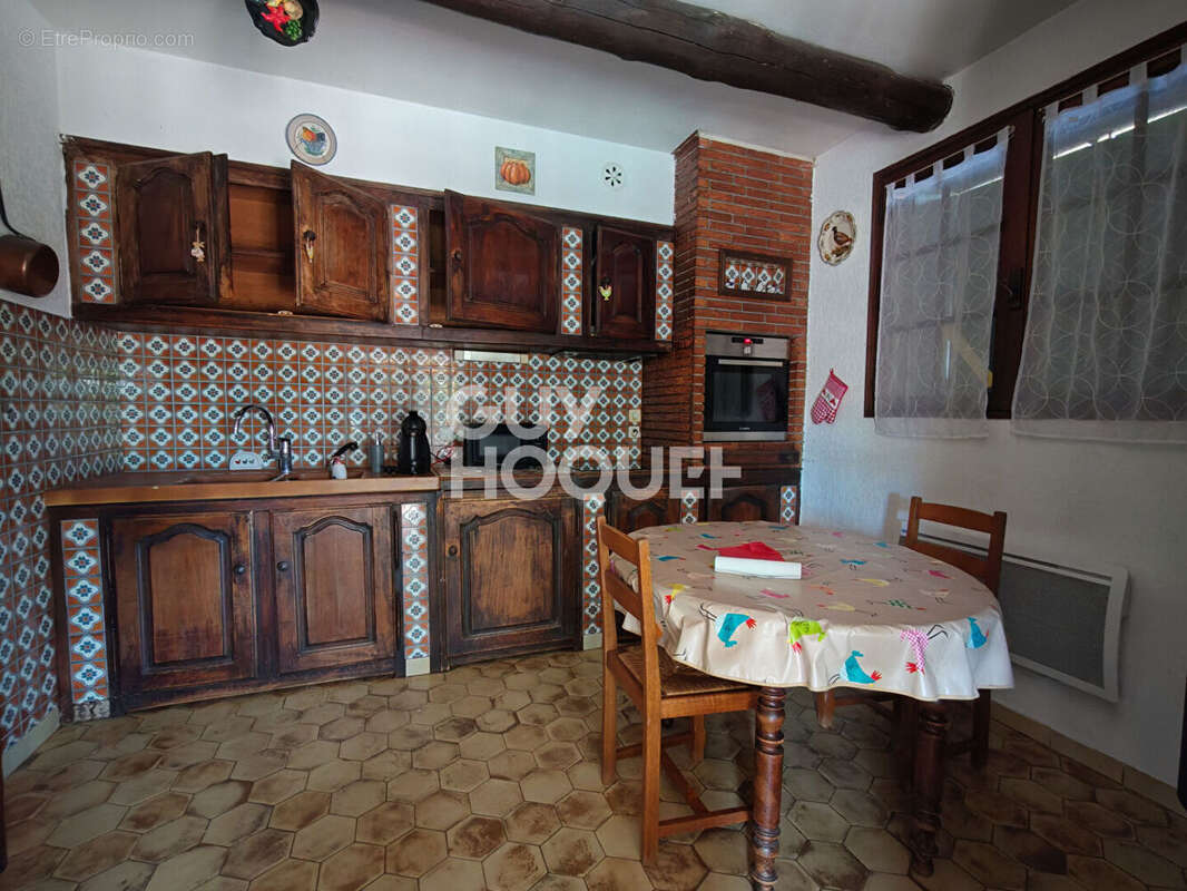 Maison à MOLLEGES