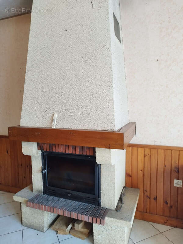 Maison à PIERRE-DE-BRESSE