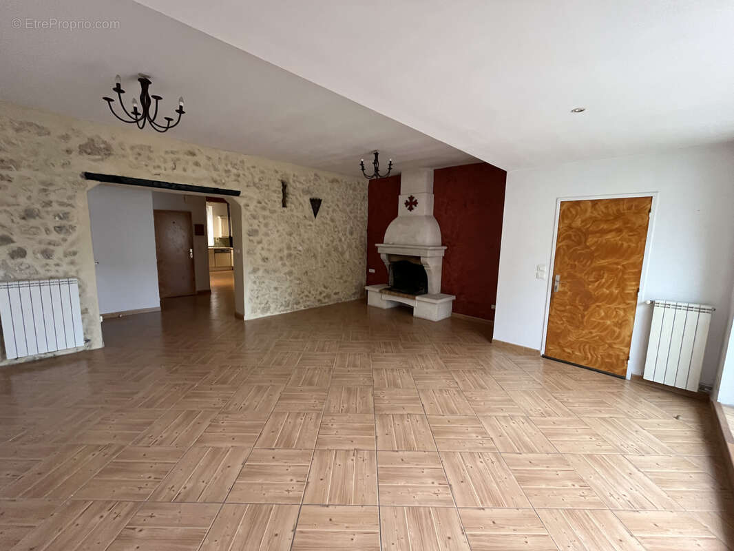 Maison à SALLELES-D&#039;AUDE