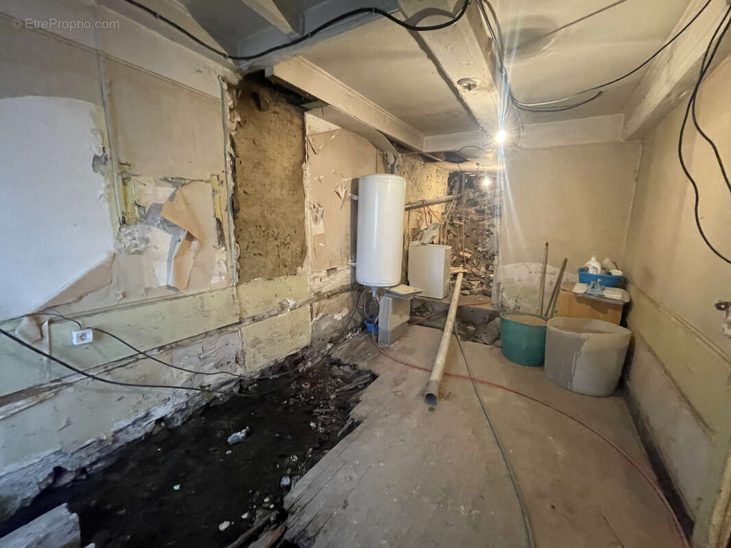 Maison à ROCHEFORT-MONTAGNE