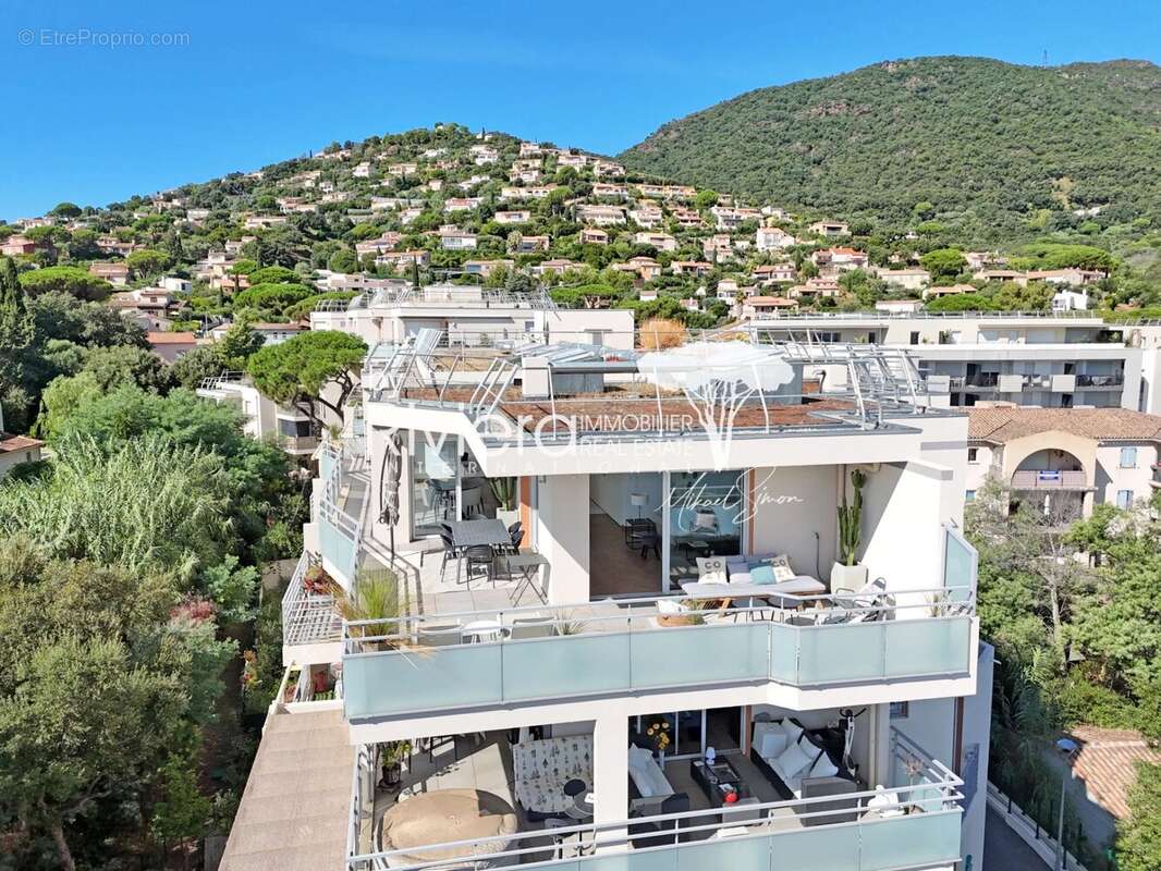 Appartement dernier étage à vendre à Cavalaire-Sur-Mer - photo 27