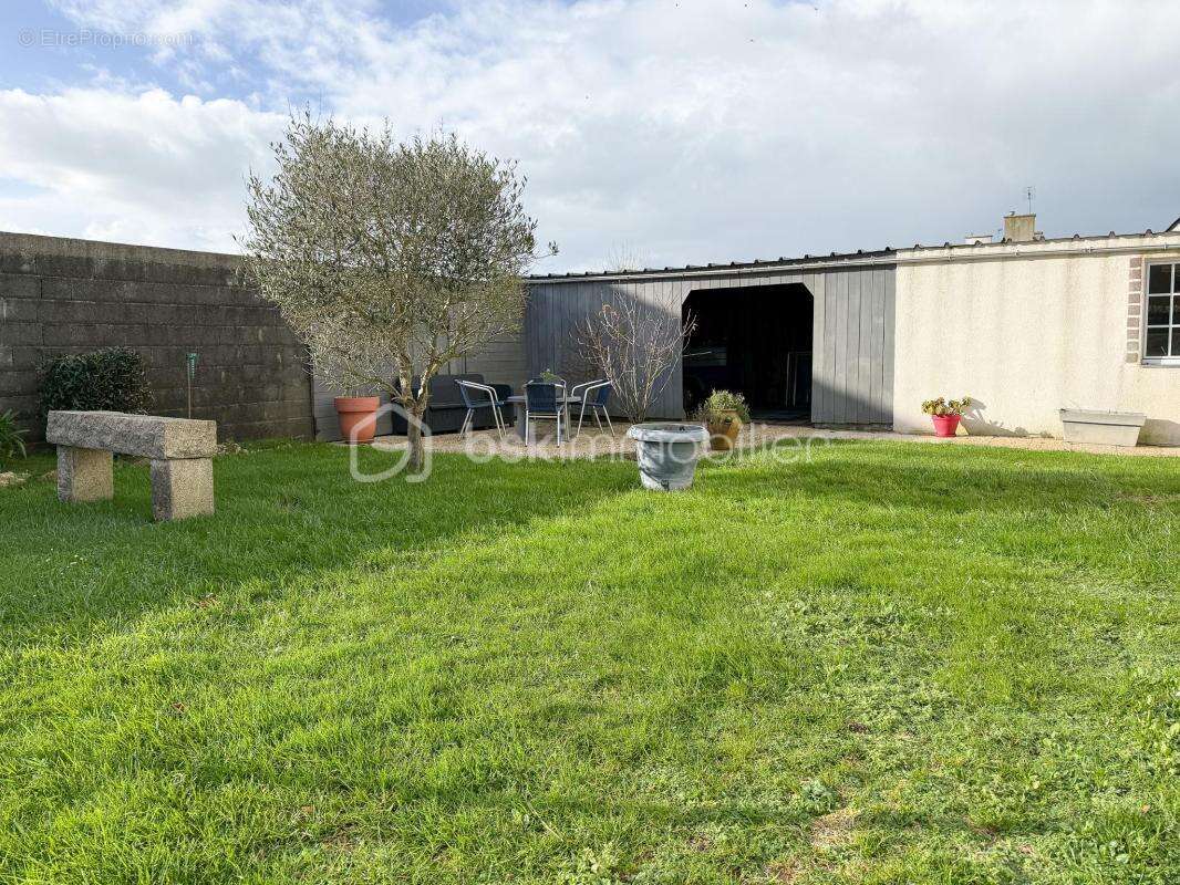 Maison à PLOUDALMEZEAU