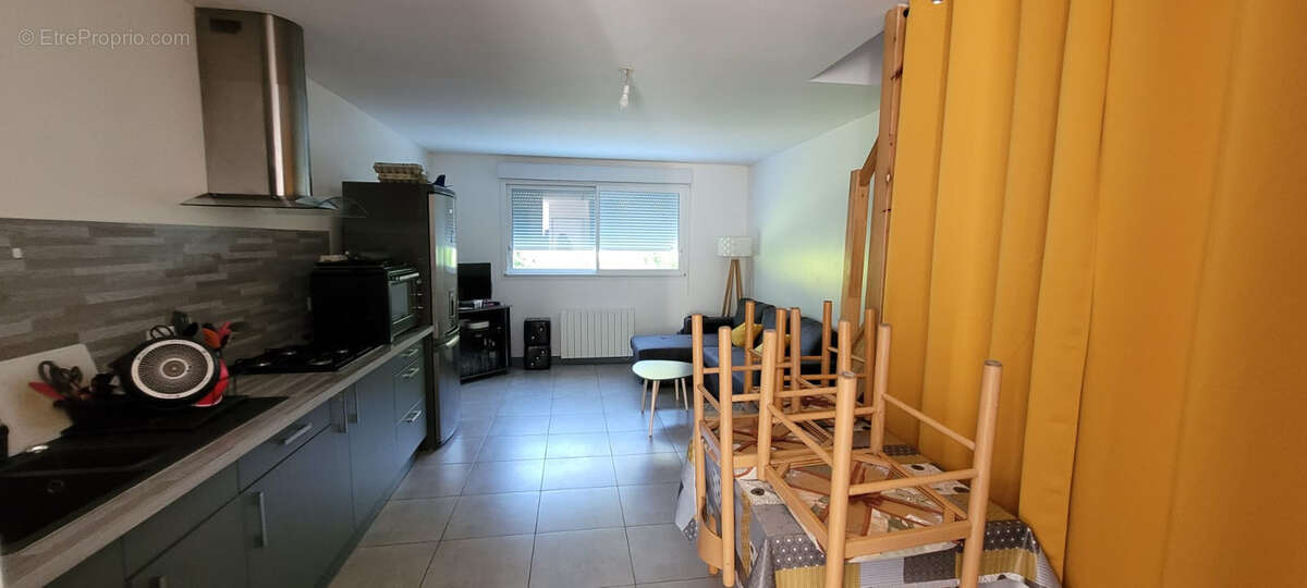 Maison à MONTPELLIER-DE-MEDILLAN