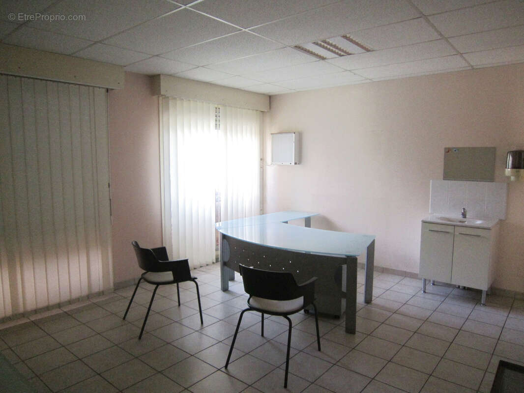 Commerce à NARBONNE