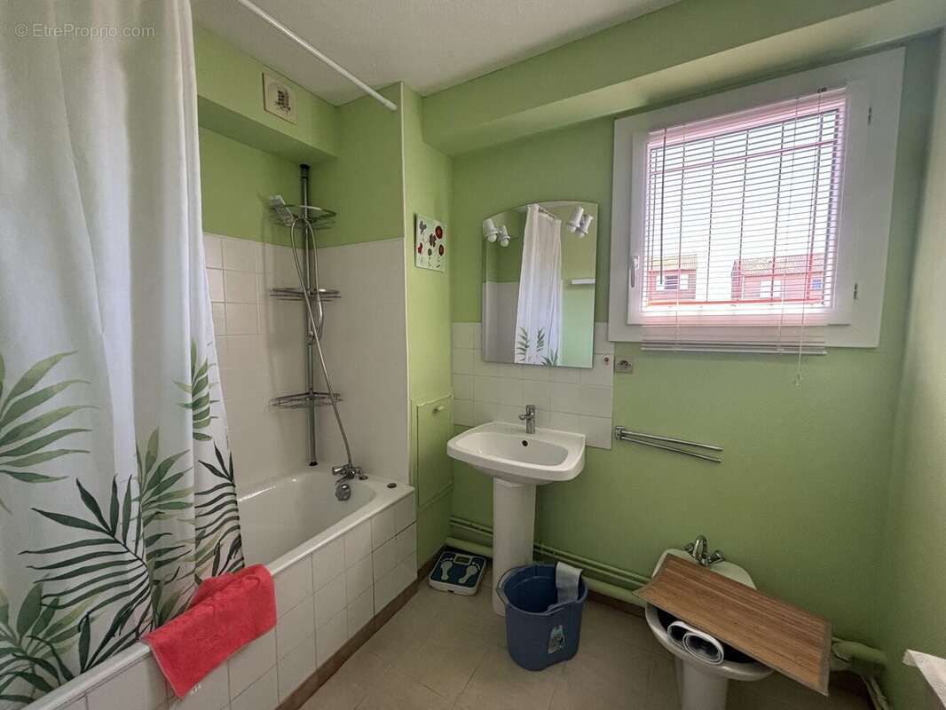 Appartement à BOURG-DE-PEAGE