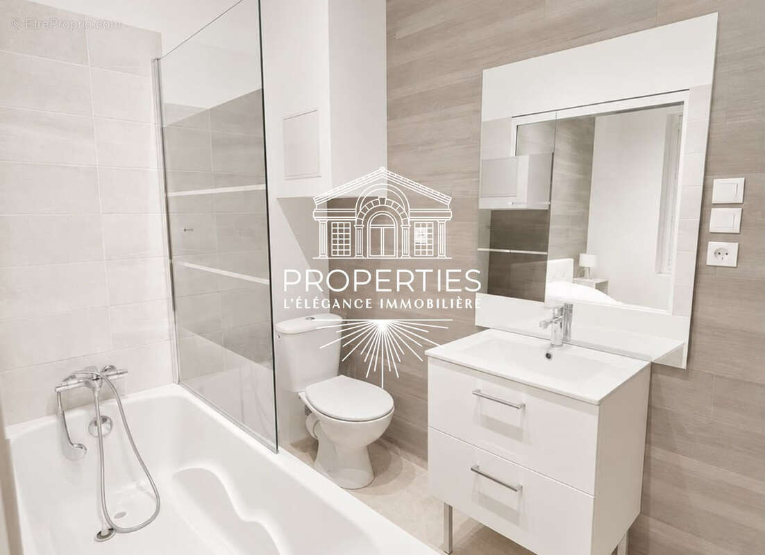 Bormes - maison renovee de 131 m² - divisee en deux appartements - photo 10