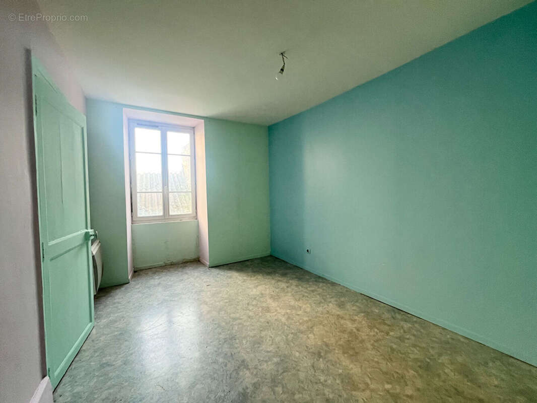 Appartement à BRIE-COMTE-ROBERT