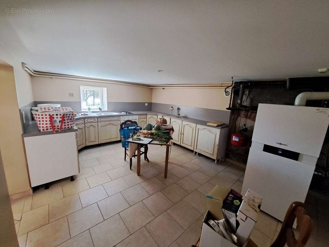 Maison à LA GUERCHE-SUR-L&#039;AUBOIS