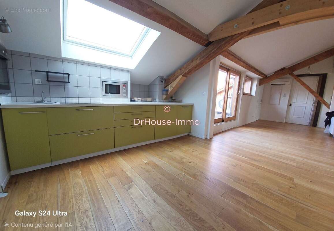 Appartement à SAINT-ETIENNE