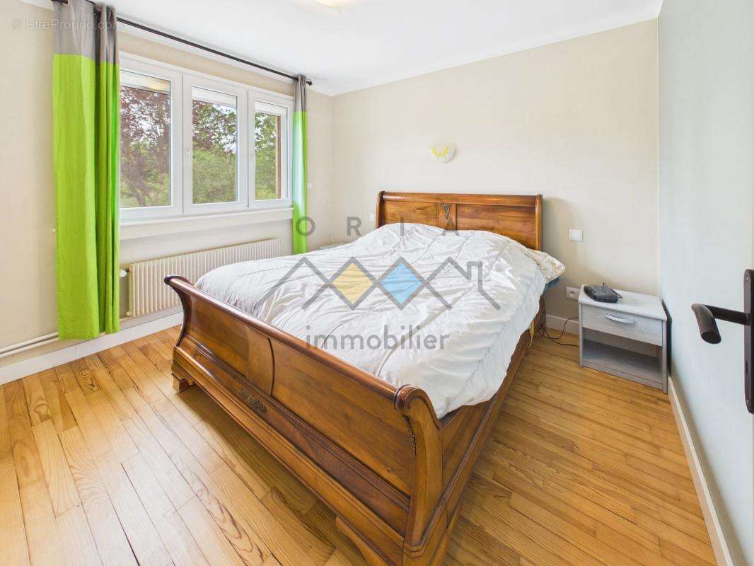 Maison 117 m² à Delme  - photo 6