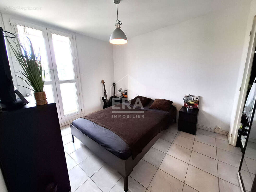 Appartement à MARSEILLE-15E