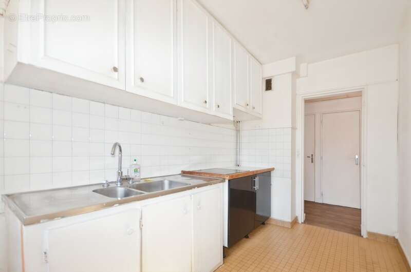 Appartement à FRESNES